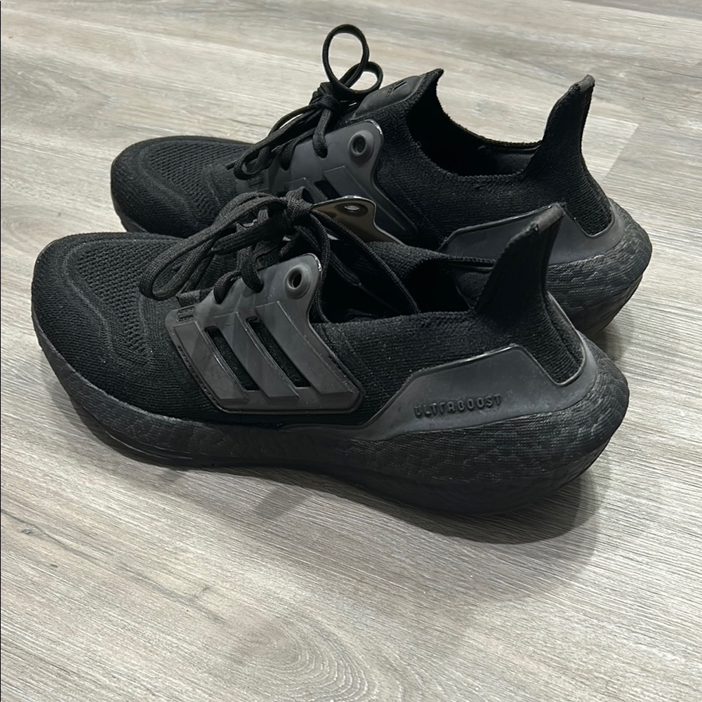Women’s size 8.5 Black Adidas Ultraboost Sneakers
